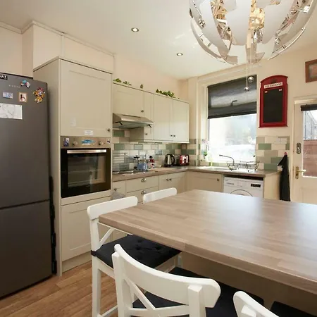 Σπίτι διακοπών 3 Bed House, Central York, 10 Mins From Station *